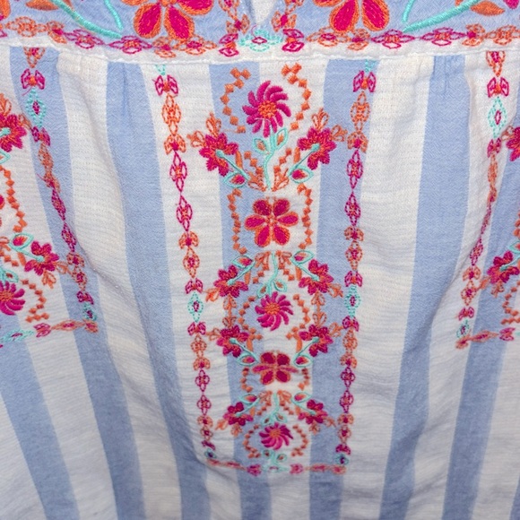 THML  Boho Embroidered Floral Top Blouse Blue Stripe Women’s Size XS - Picture 4 of 8